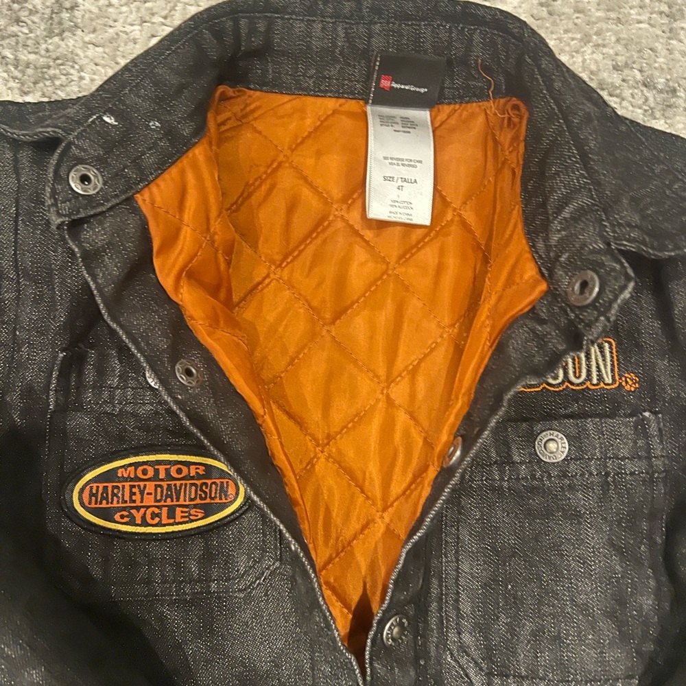 NWOT 4t Genuine Harley Davison Jacket
